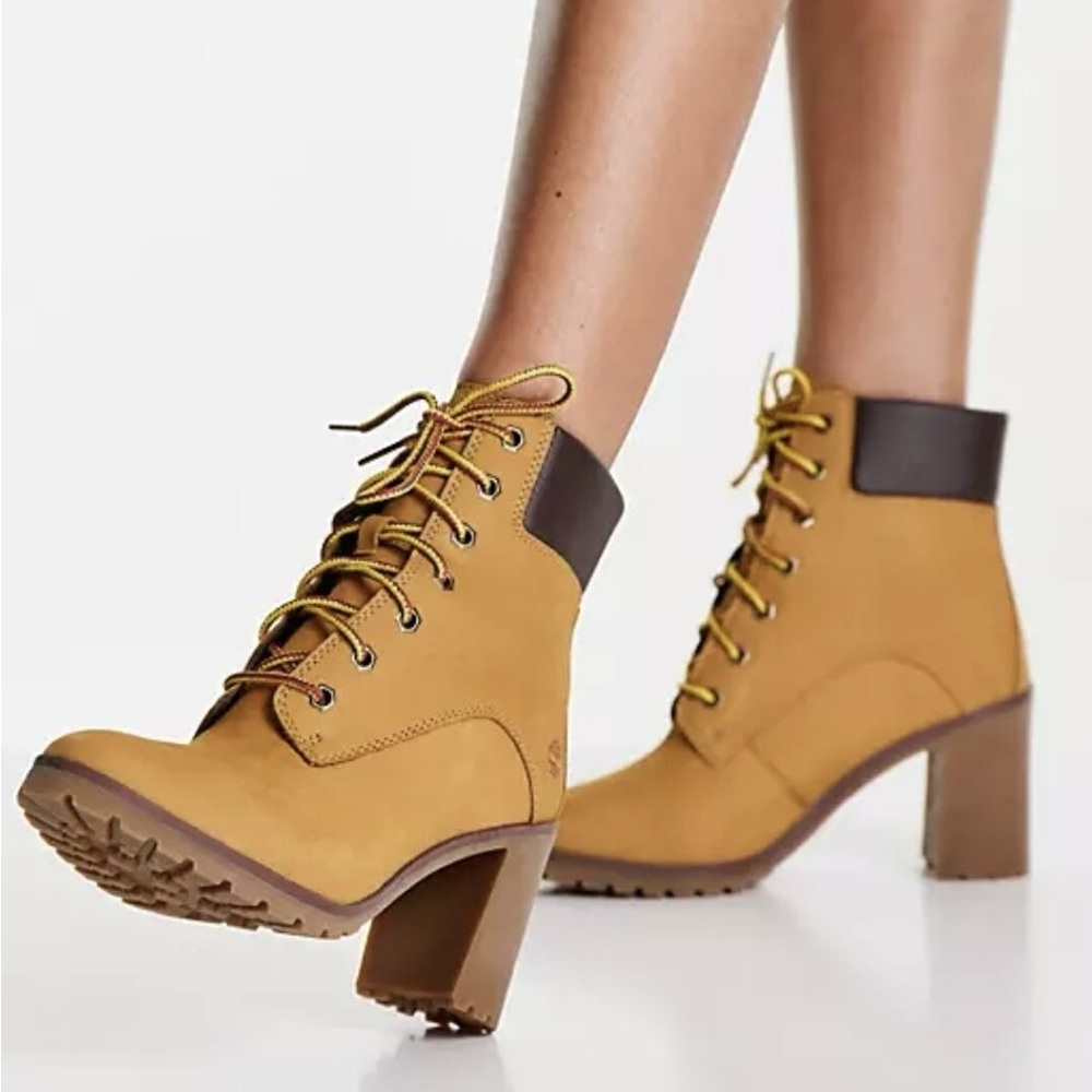 Timberland Women's Brown Heeled Lace-Up Boots